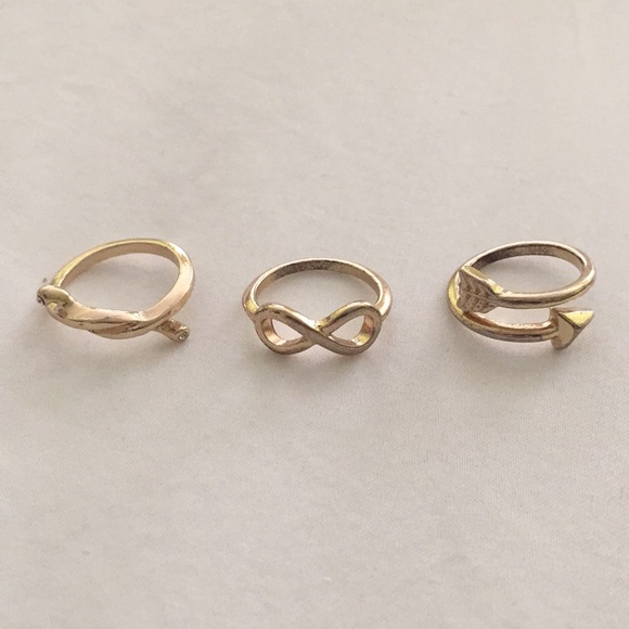 Set of 3 Gold Midi Rings - Picture 2 of 2